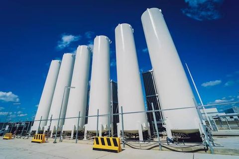 Fuel Cell Stack Assemblers Information With Fuel Cell Manufacturing and Technical Knowledge