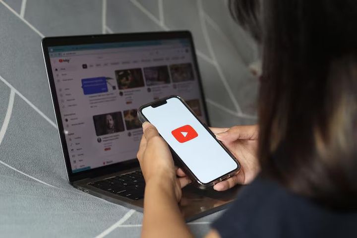YouTube Marketing Guide With Video Growth and Audience Engagement Insights