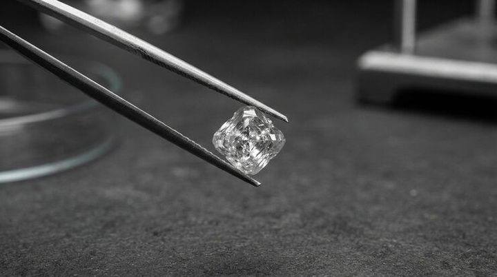 Explore Lab Diamonds With Clarity, Color, Cut, and Carat Details