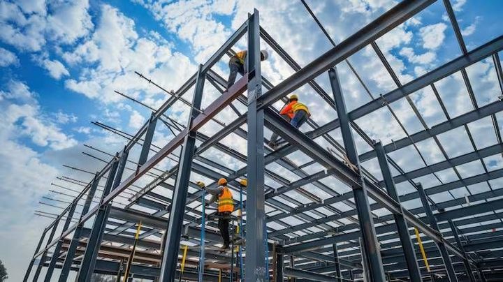 Structural Steel Contractors Guide With Advanced Steel Construction and Engineering Solutions