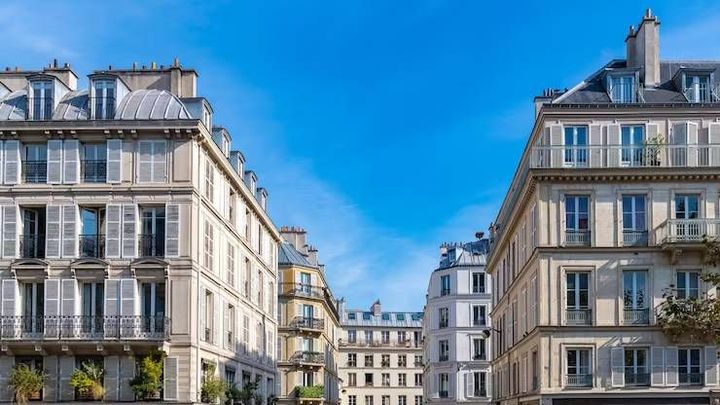 Explore Paris City Stays With Luxury Hotels, Attractions, and Accommodation Details